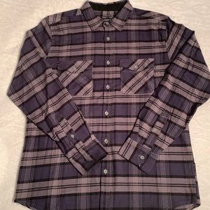 Kenneth Cole sz Med Flannel button down shirt New